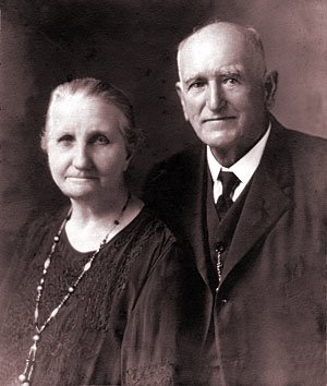 Andrew Rohrer Miller and Mary Magdeline Yoder, ca. 1922 on their Golden Anniversary
