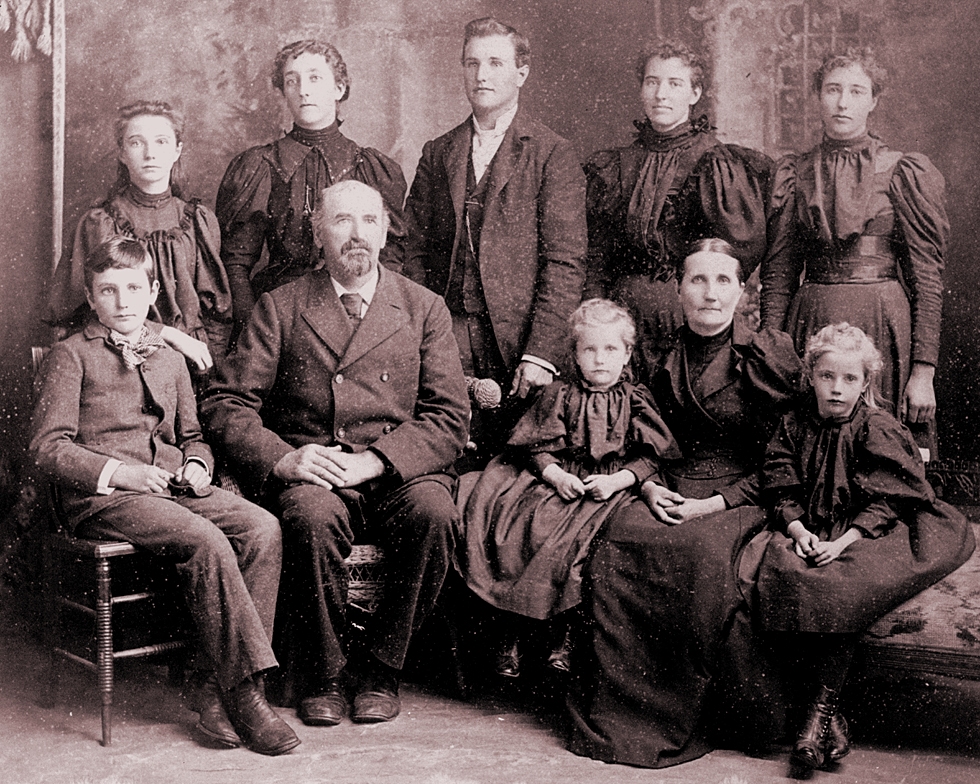 G3 Andrew Miller Family Portrait, ca. 1897