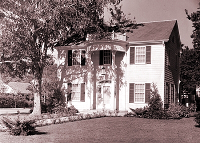 Home of Ethel Beatrice Miller and Clarence William Cook at 228 Amelia Street Lafayette, Louisiana - Built 1939